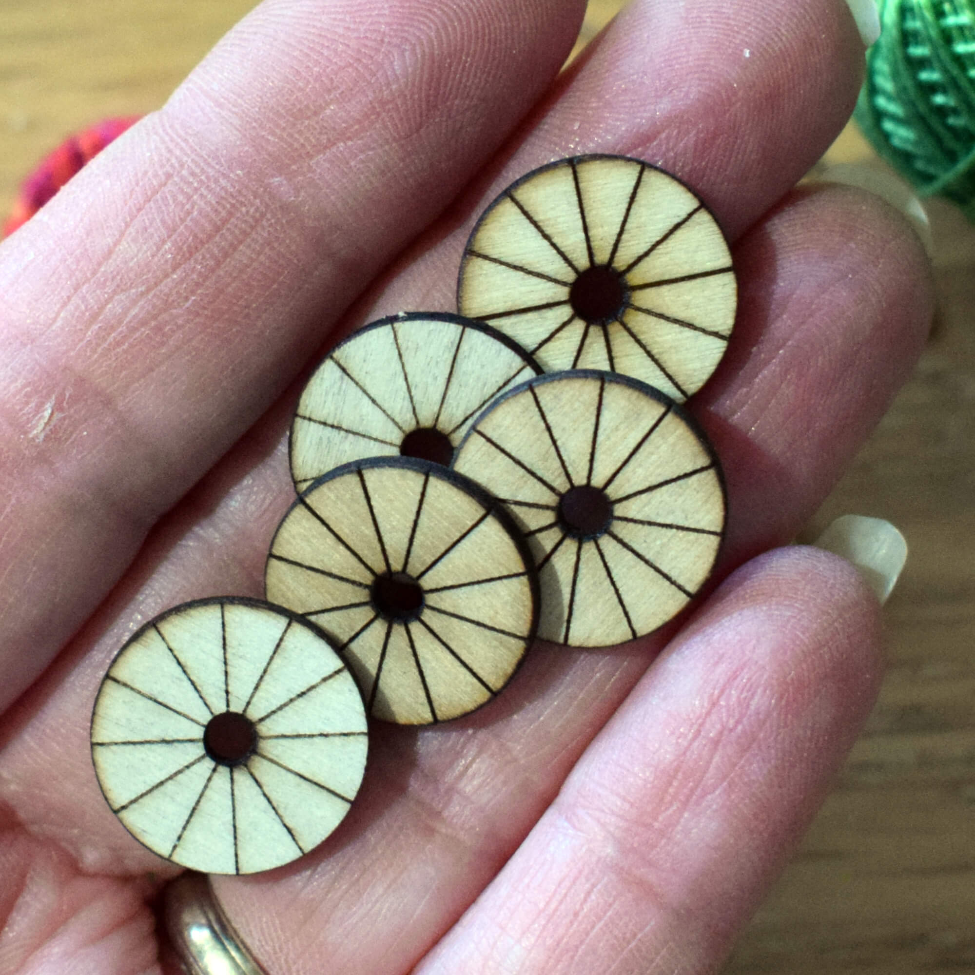 Button Mould Discs - Birch Plywood - Pack of 20 - 4 Sizes with Guide Lines - Image 6