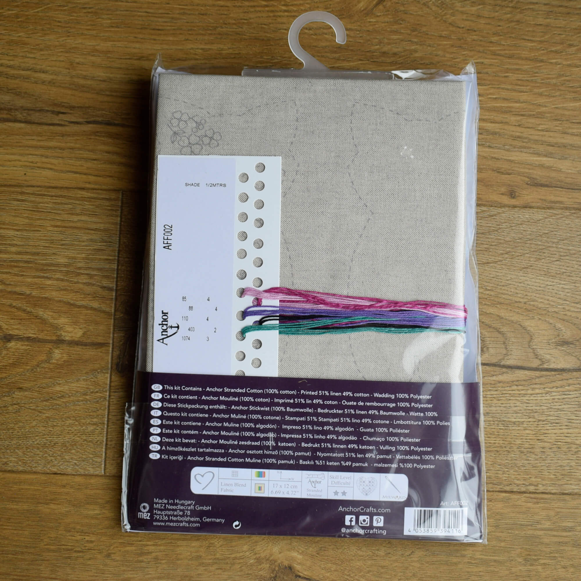 Freestyle Embroidery Kit - Frida Fox - 3D Decorative Animal - Anchor Joanne Aston - Image 3