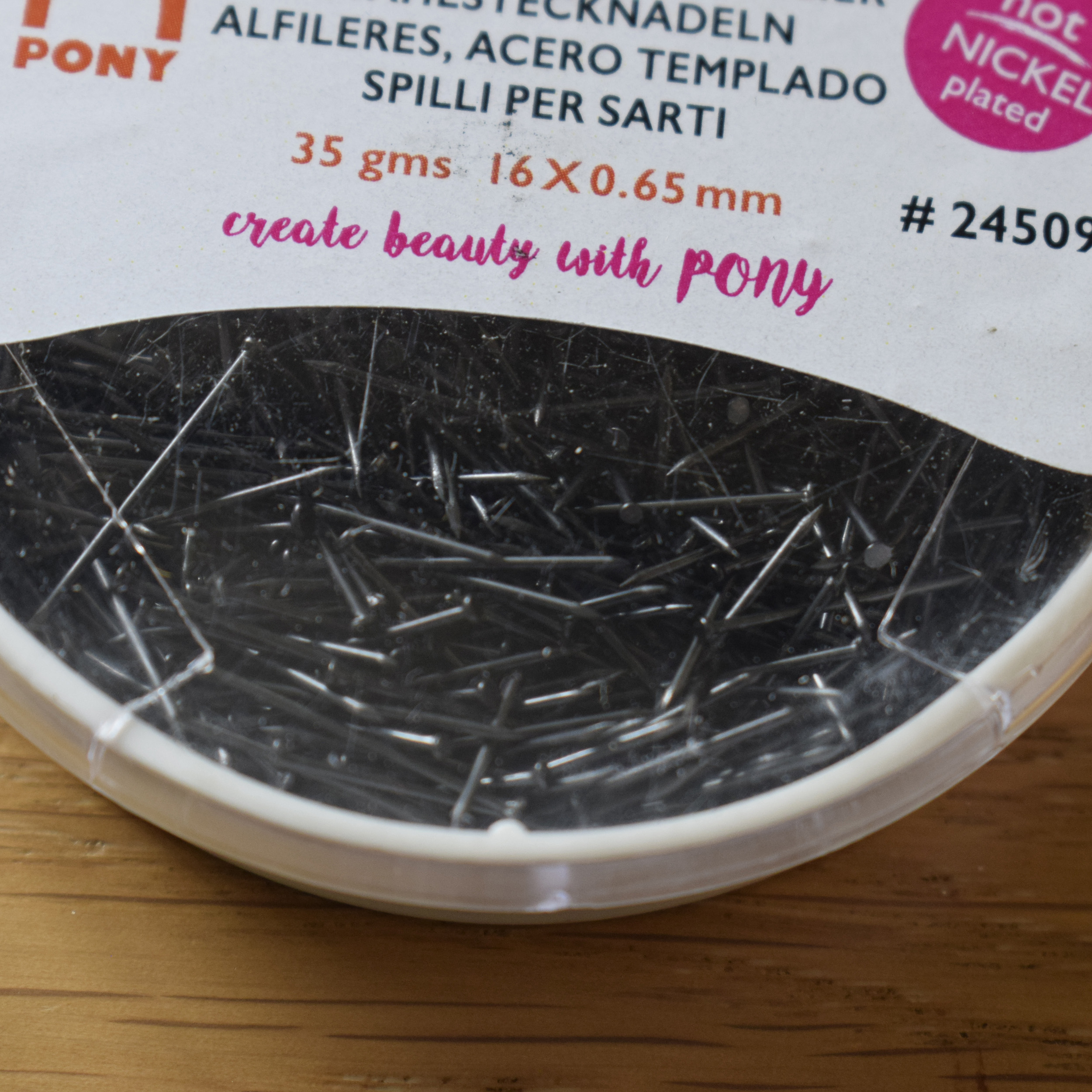 Pony Black Dressmakers Pins – 16 mm × 0.65 mm – 35 g Box – Nickel-Free - Image 4