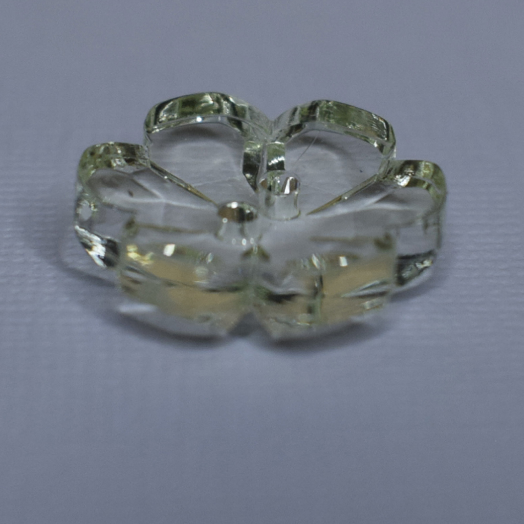 Flower Buttons - Light Green Clear - Pack of 5 - 21mm 2-Hole Acrylic - Image 7