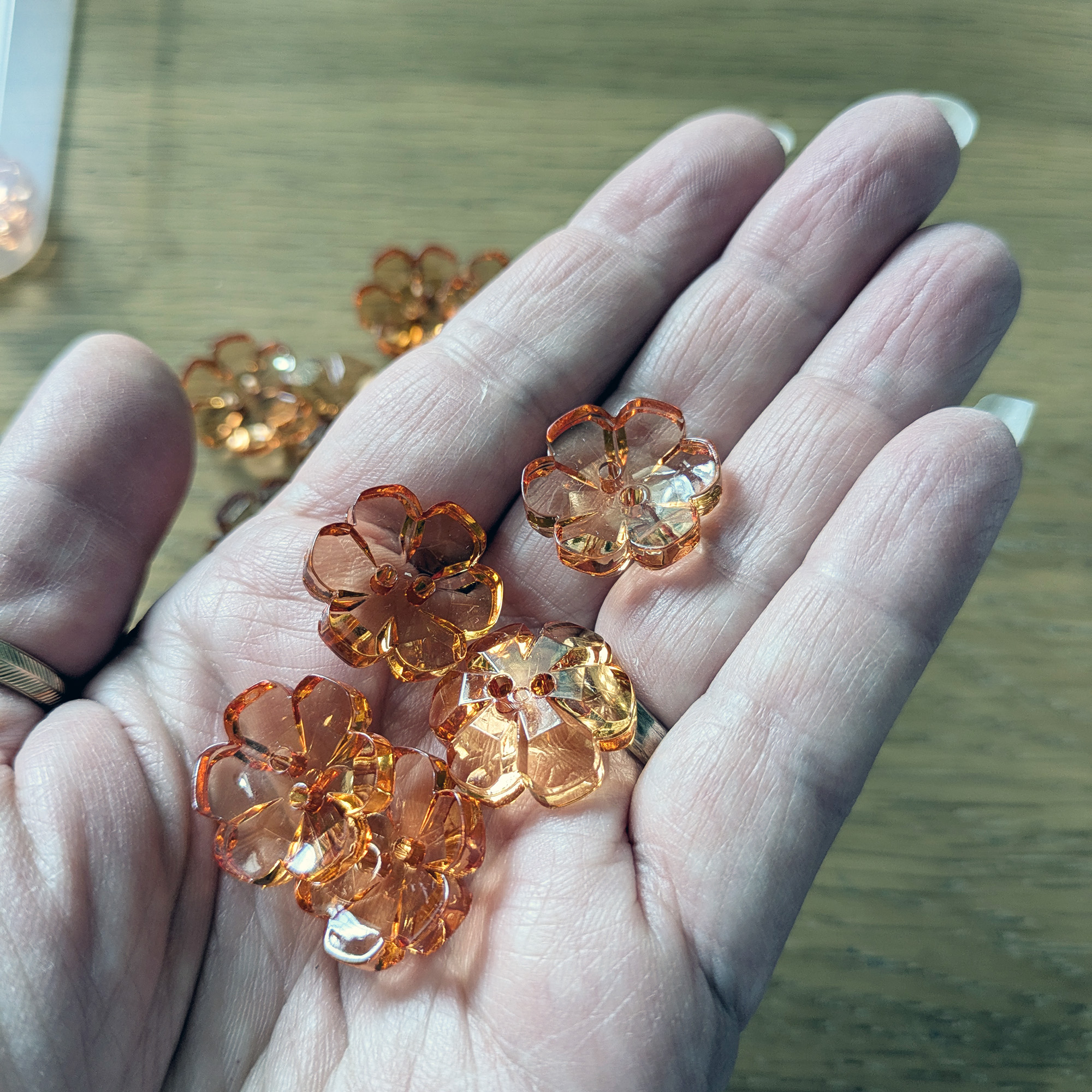 Flower Buttons - Orange Amber - Pack of 5 - 21mm 2-Hole Acrylic - Image 2