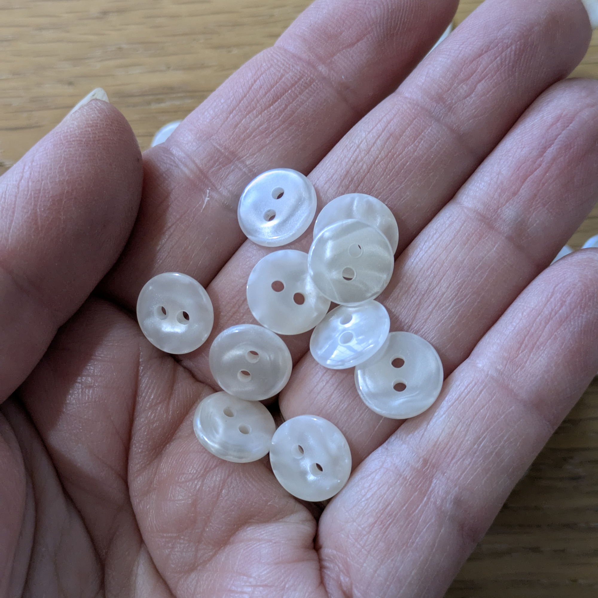 White Vintage Buttons with Mother of Pearl Effect – 11 mm – 2-Hole Flat – Pack of 10