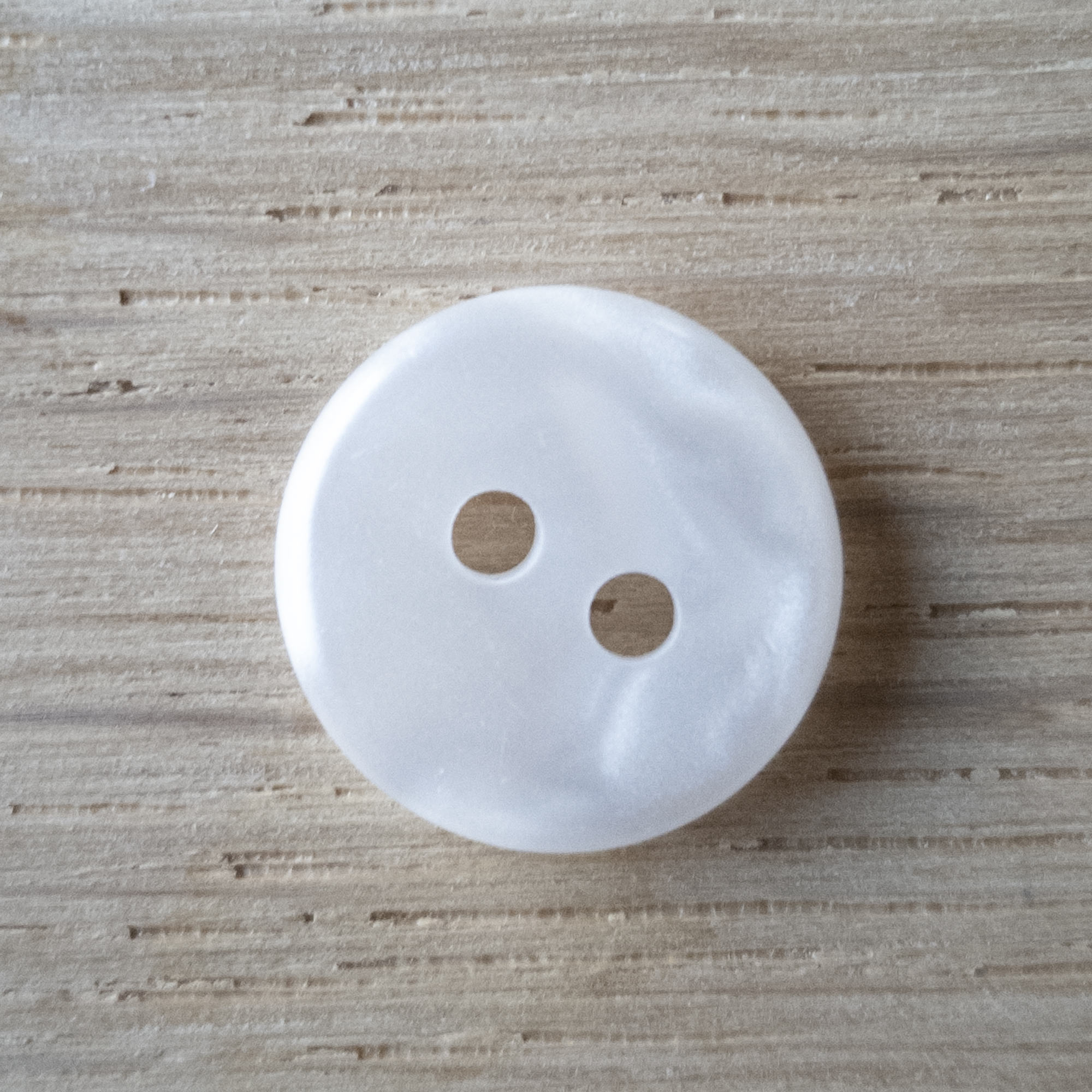 White Vintage Buttons with Mother of Pearl Effect – 11 mm – 2-Hole Flat – Pack of 10 - Image 2