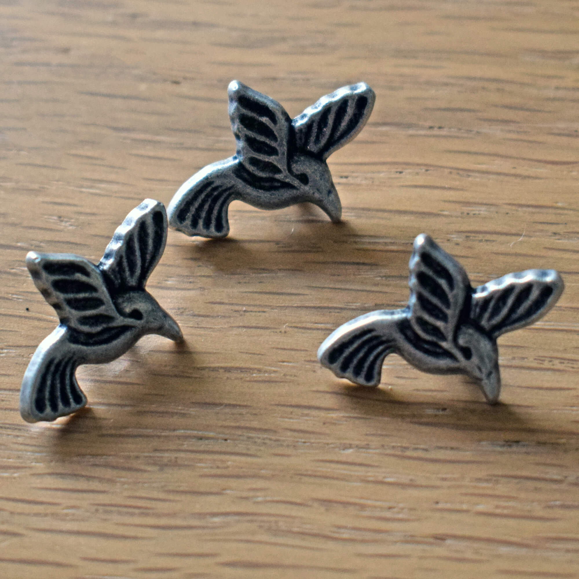 Flying Bird Metal Buttons – Antique Silver – Set of 3 – 15 mm – Shank Style - Image 3