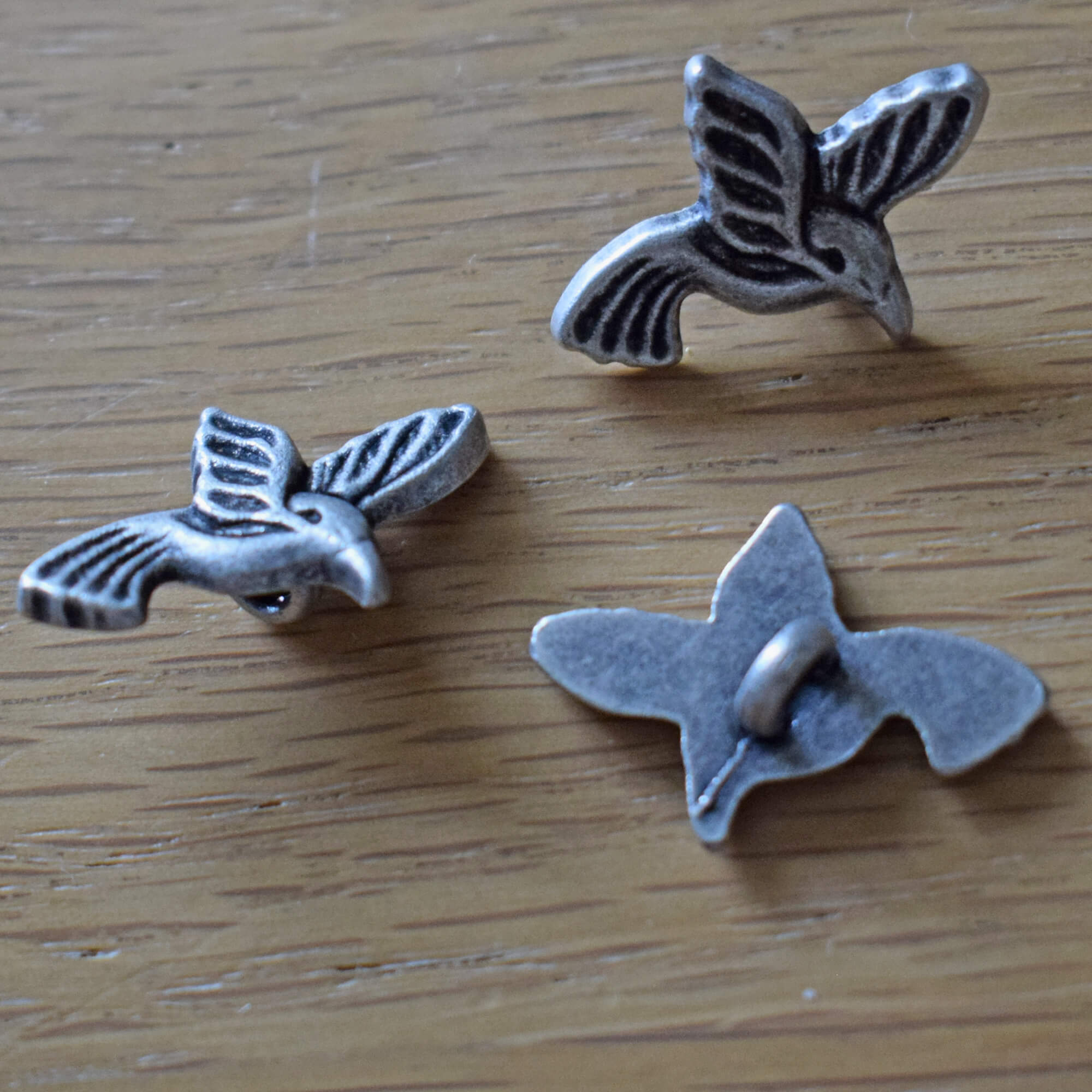 Flying Bird Metal Buttons – Antique Silver – Set of 3 – 15 mm – Shank Style - Image 5
