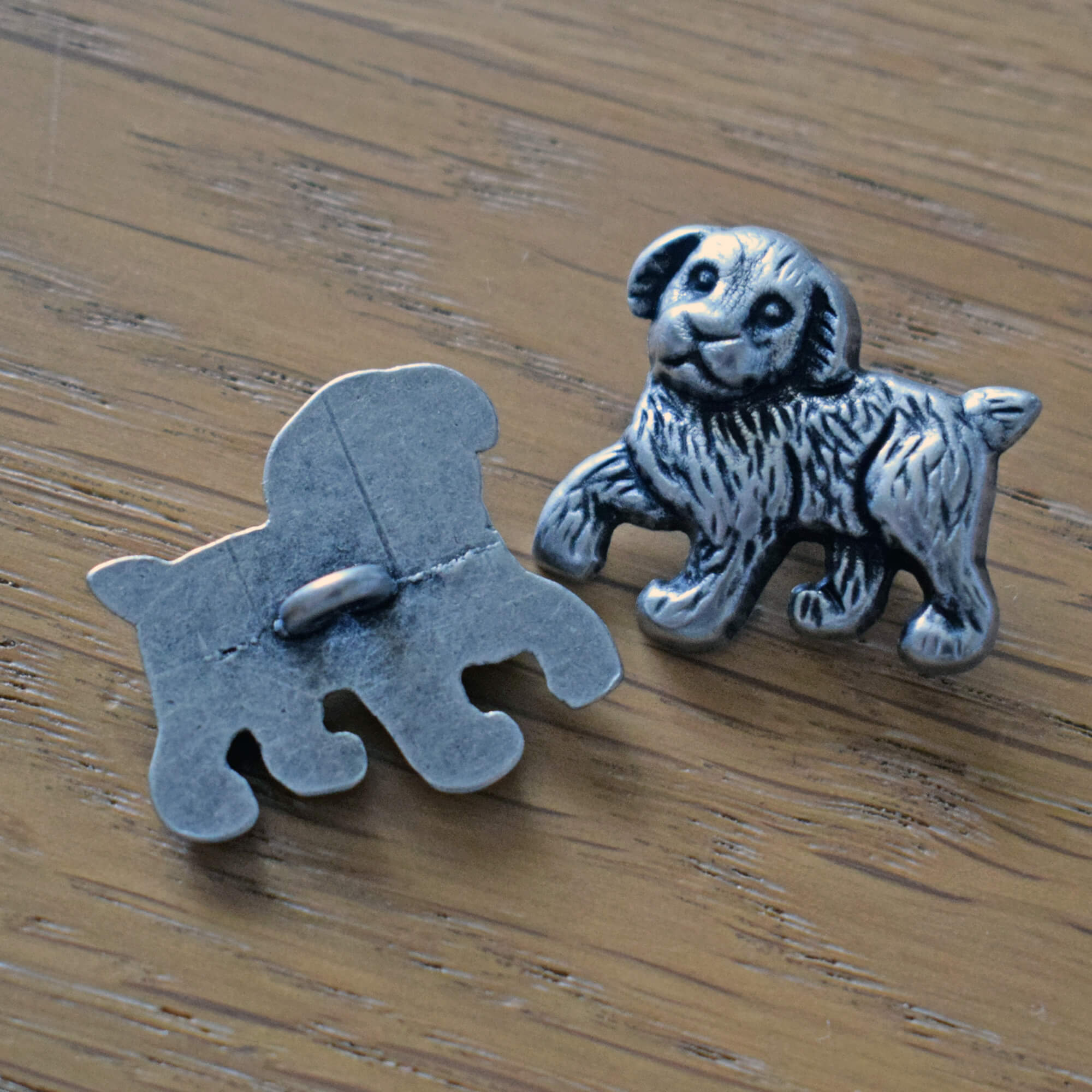 Dog Buttons - Pack of 2 - 25mm Antique Silver Metal Shank - Image 3