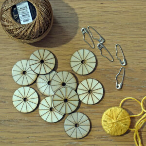 Wooden Button Mould Discs with Guide Lines Pack of 10 - Choice of 4 Sizes - 2mm - For Thread Wrapped or Fabric Covered Buttons