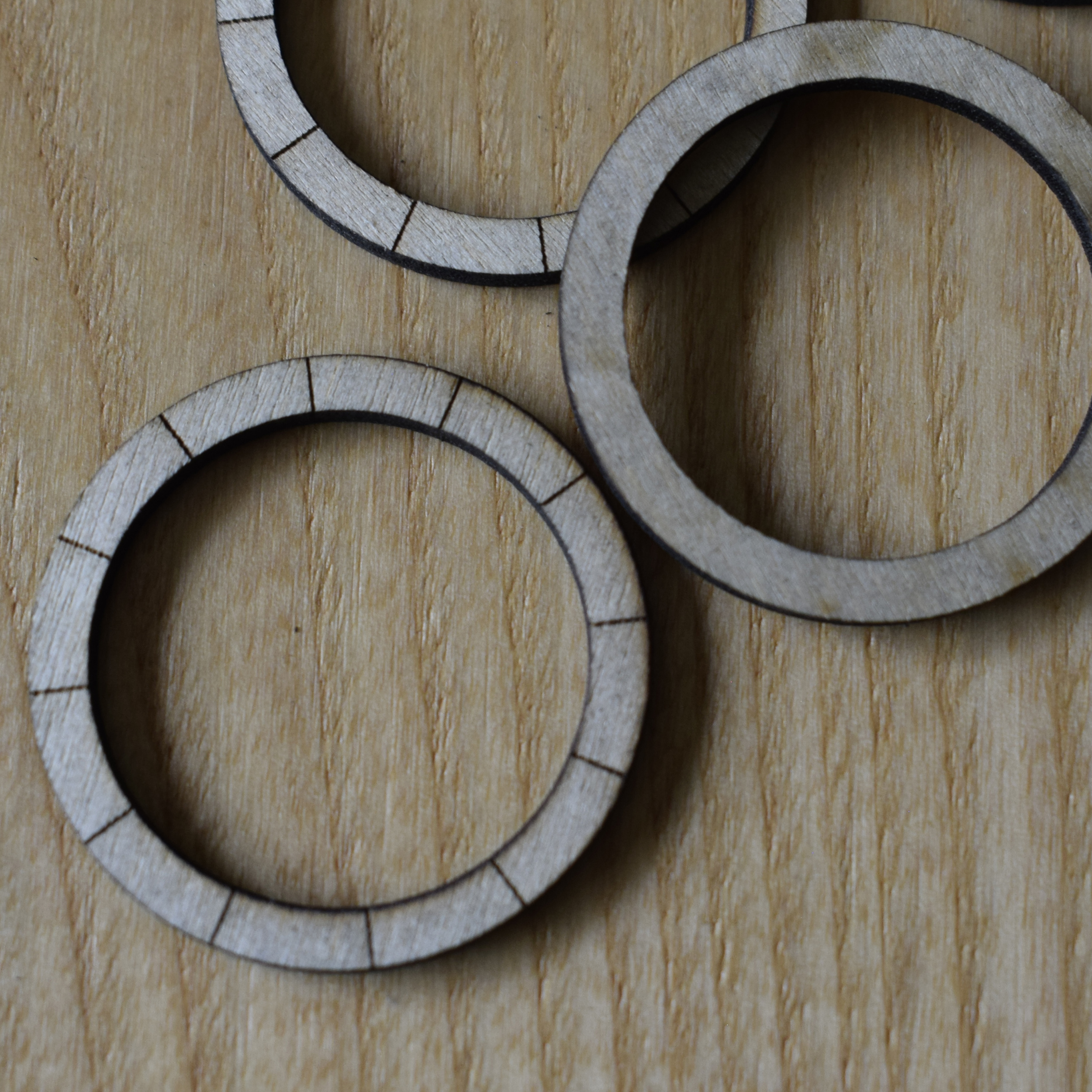 Wooden Rings Flat with Guide Lines Pack of 10 - Choice of 6 Sizes - 2mm - Image 14