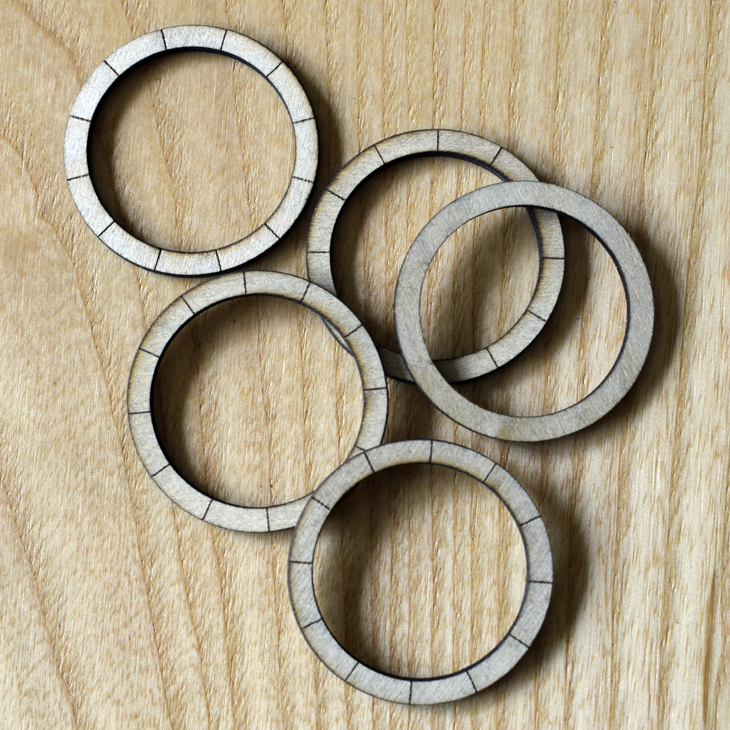 Wooden Rings Flat with Guide Lines Pack of 10 - Choice of 6 Sizes - 2mm - Image 10