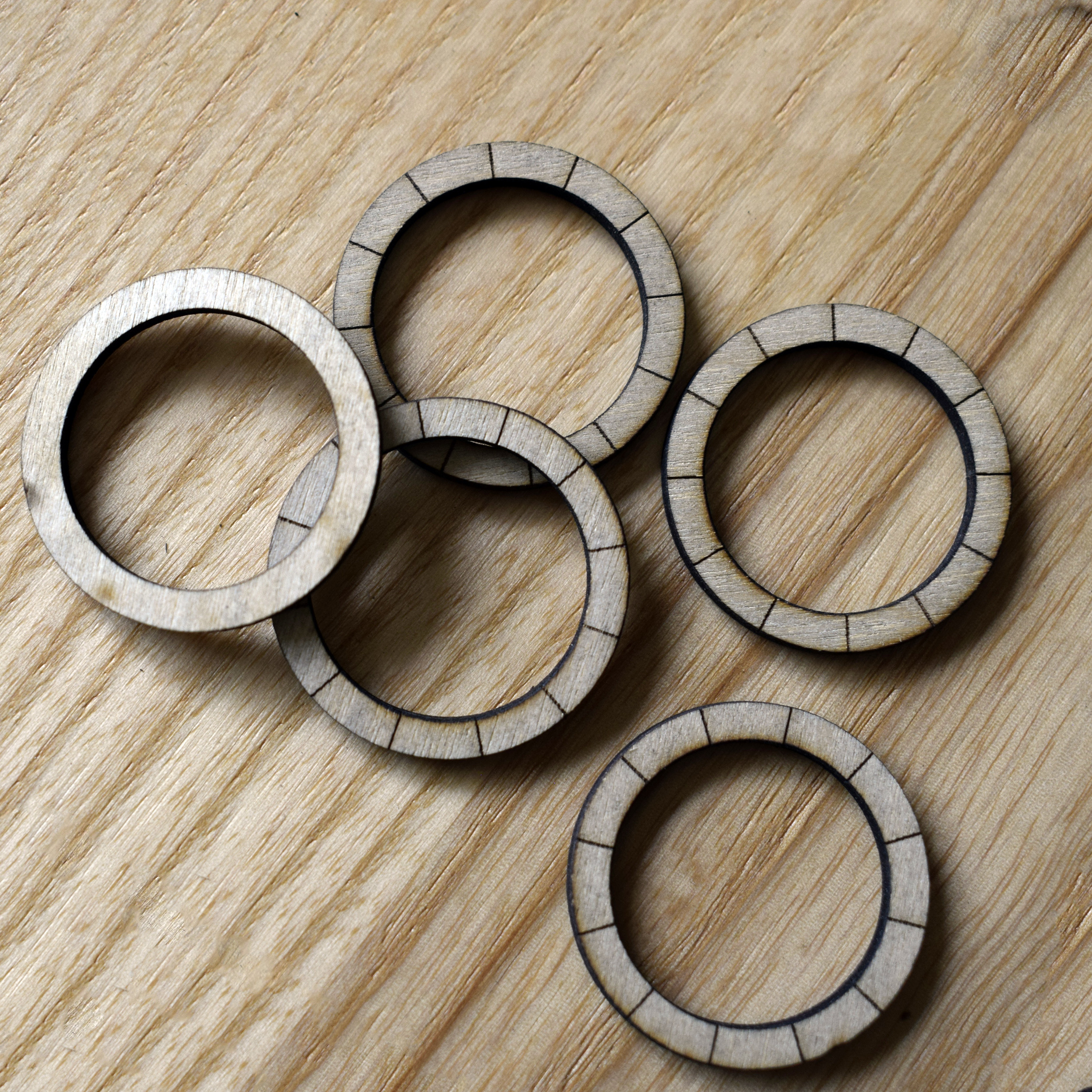 Wooden Rings Flat with Guide Lines Pack of 10 - Choice of 6 Sizes - 2mm - Image 6
