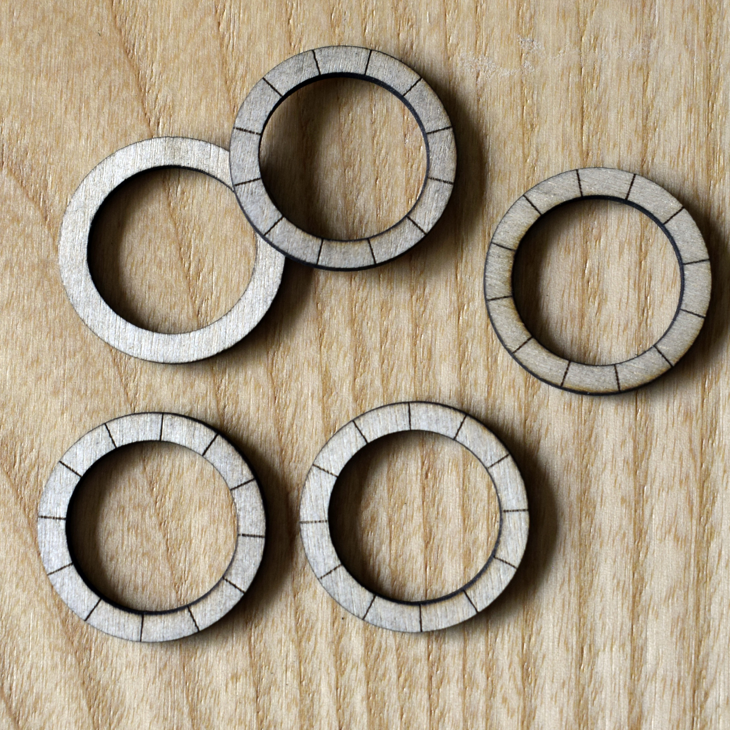 Wooden Rings Flat with Guide Lines Pack of 10 - Choice of 6 Sizes - 2mm - Image 4