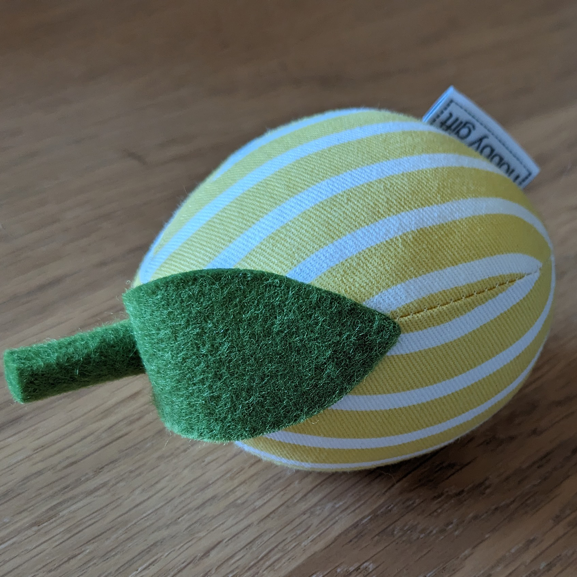 Lemon Pincushion – Yellow and White Striped Cotton Fabric – 12 cm - Image 3