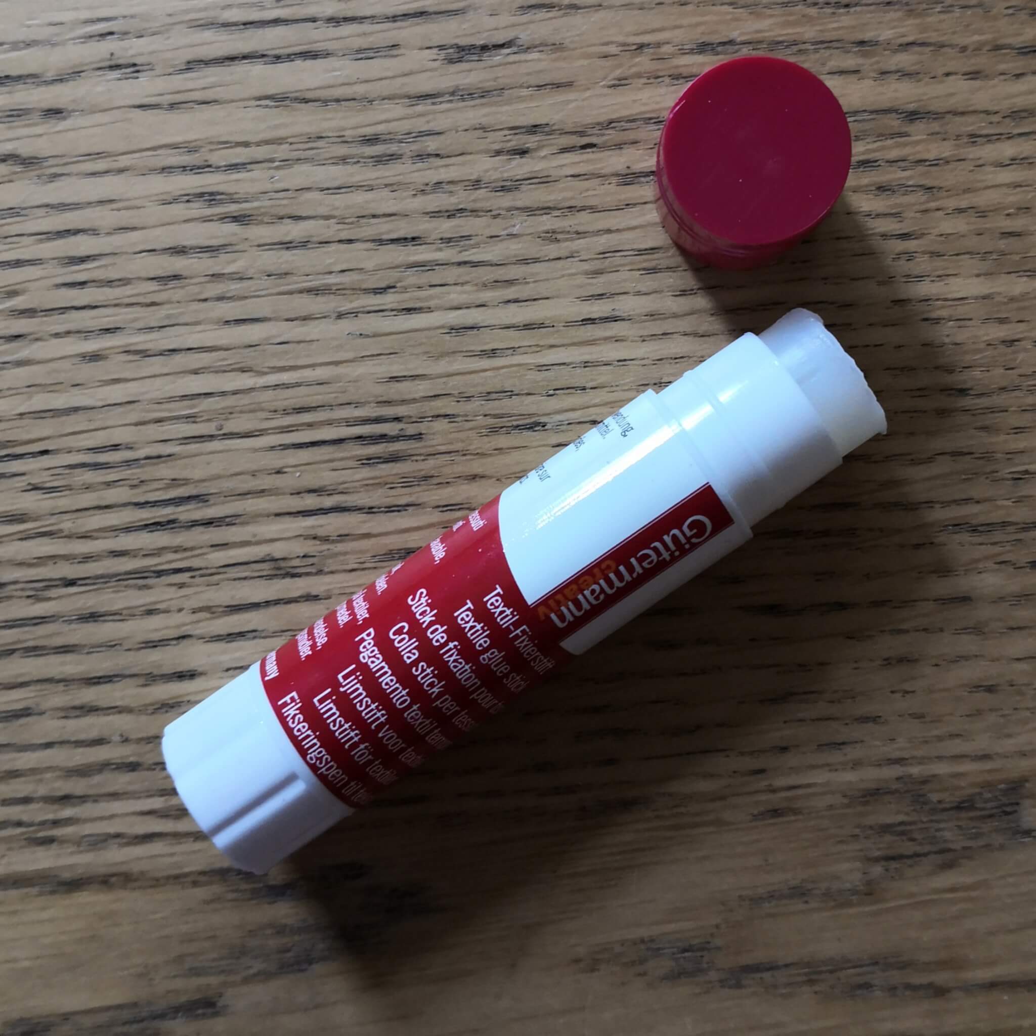Fabric Glue Stick by Gütermann - 10g - Temporary Washable Solvent Free For Textiles