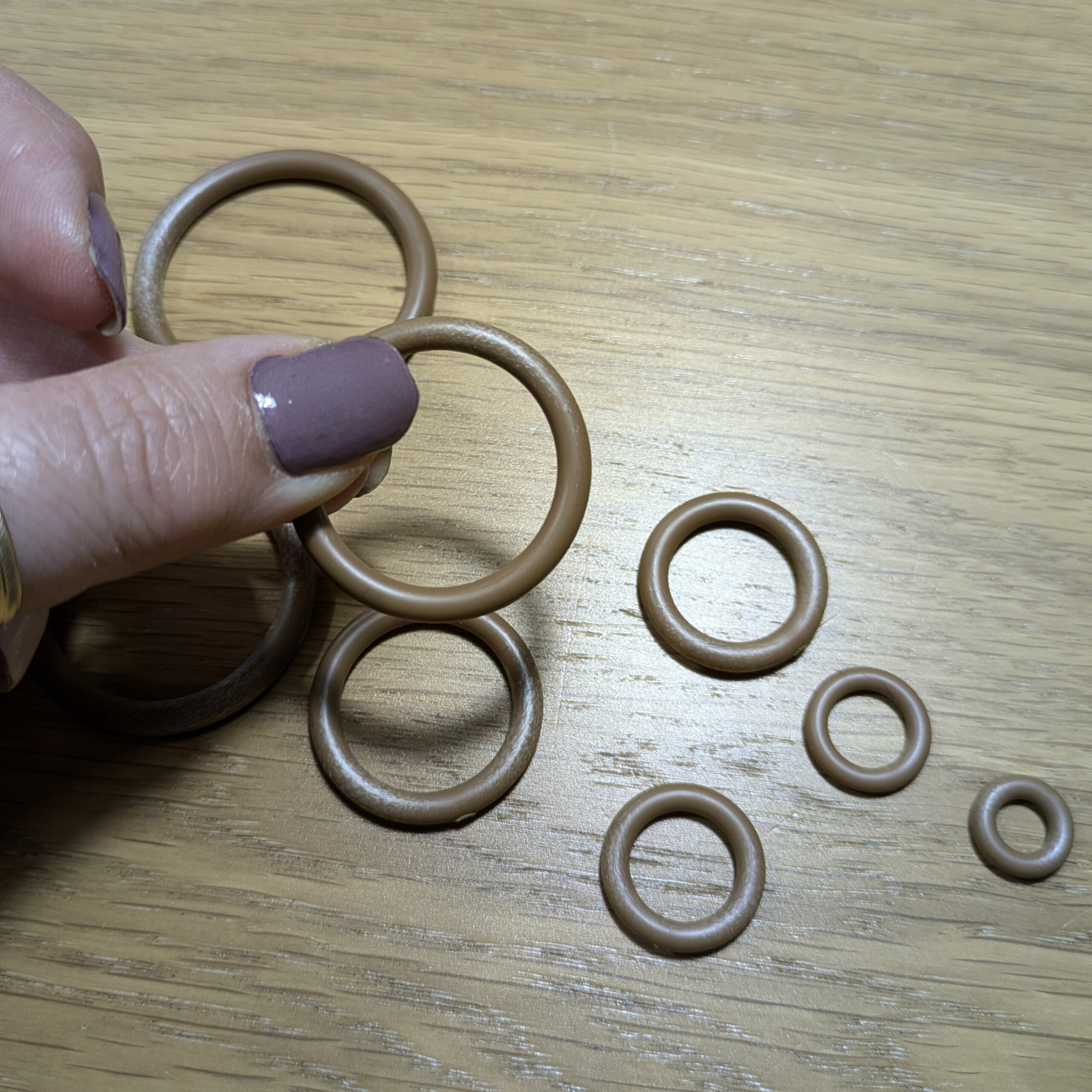 Brown Recycled Plastic Macramé Rings - Pack of 10 - 8 Sizes - Image 7