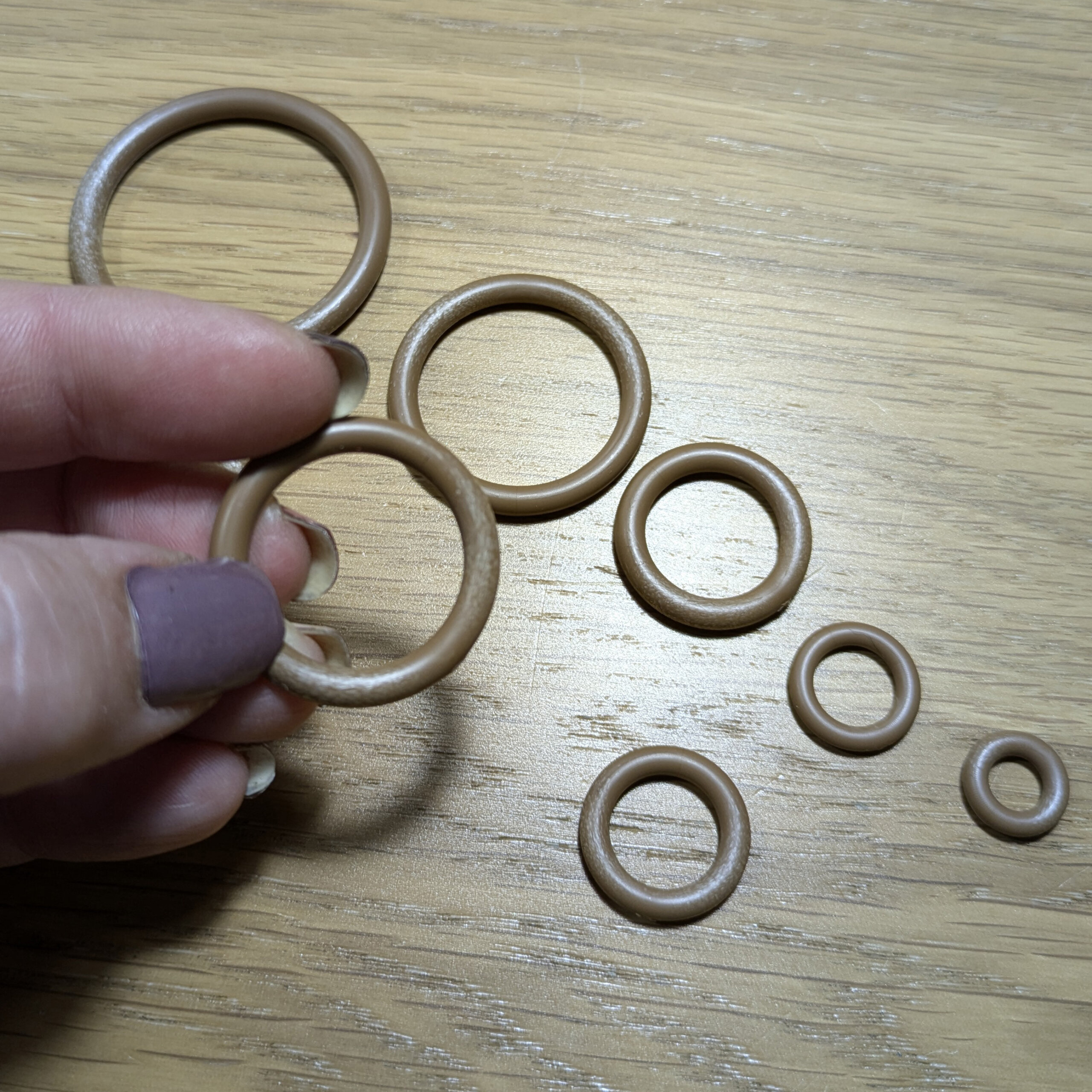 Brown Recycled Plastic Macramé Rings - Pack of 10 - 8 Sizes - Image 8