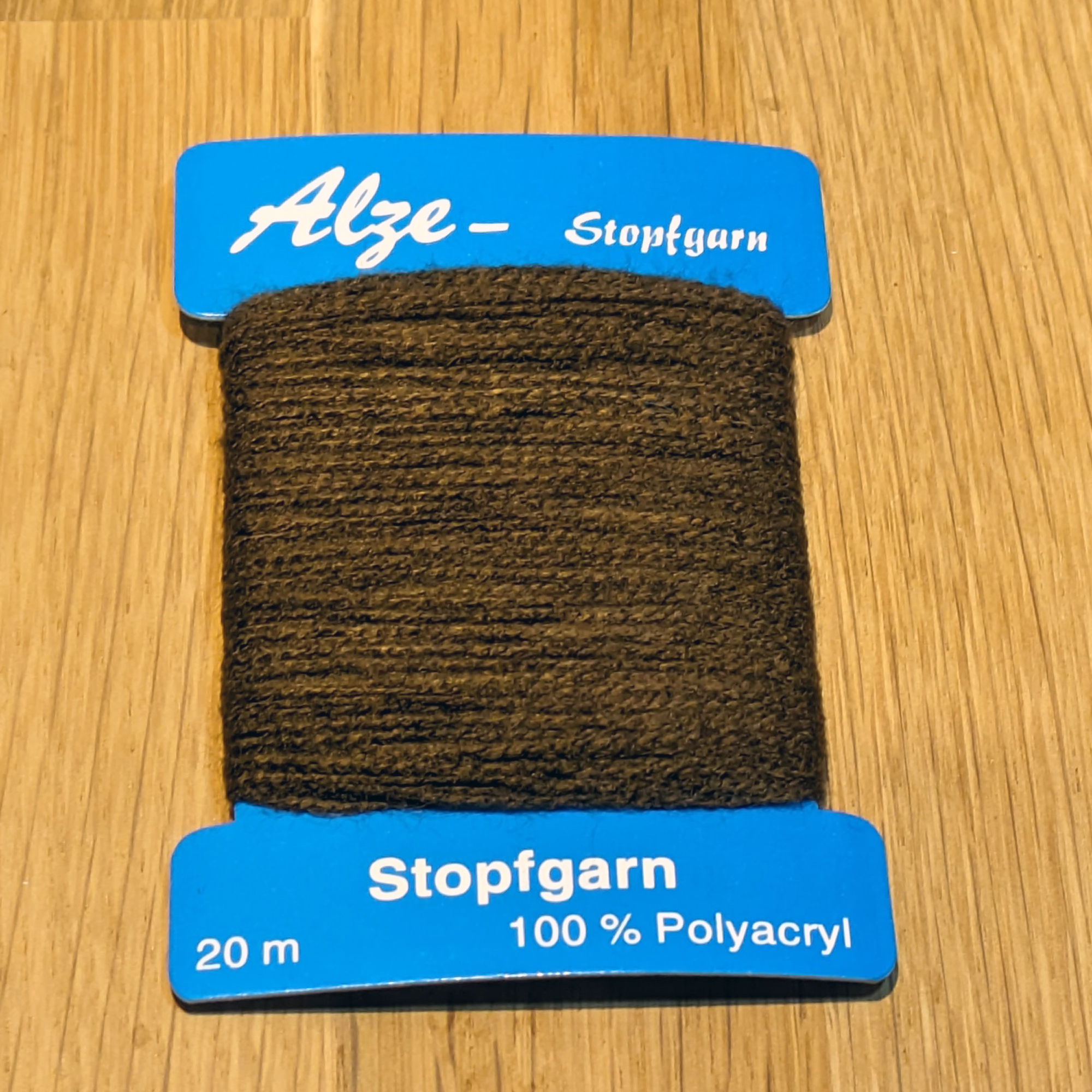 Alze Mending Wool Polyacrylic Twist – 2-Ply – 20m Card - Image 8