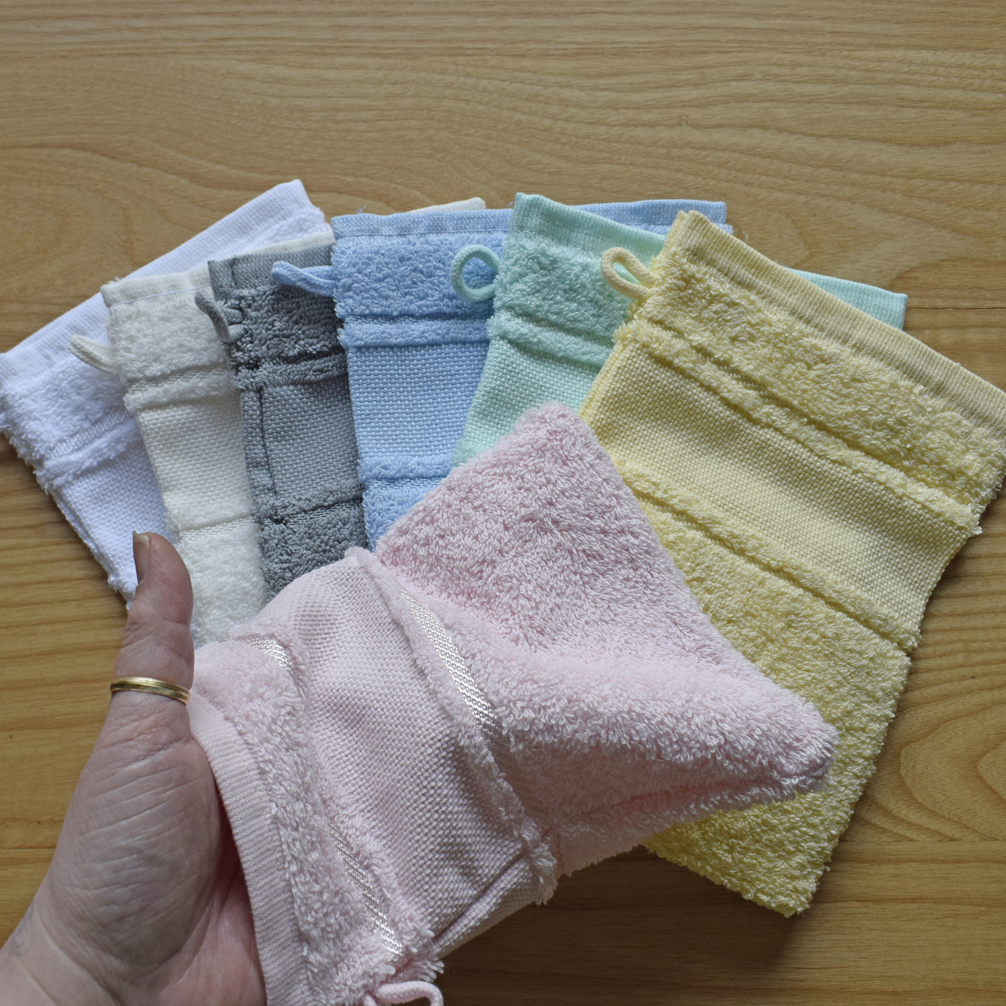 Wash Mitt Cotton Towelling with Aida Band to Personalise in Cross Stitch