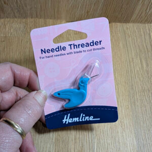 Hemline Needle Threader with Thread Cutter - Bird Design