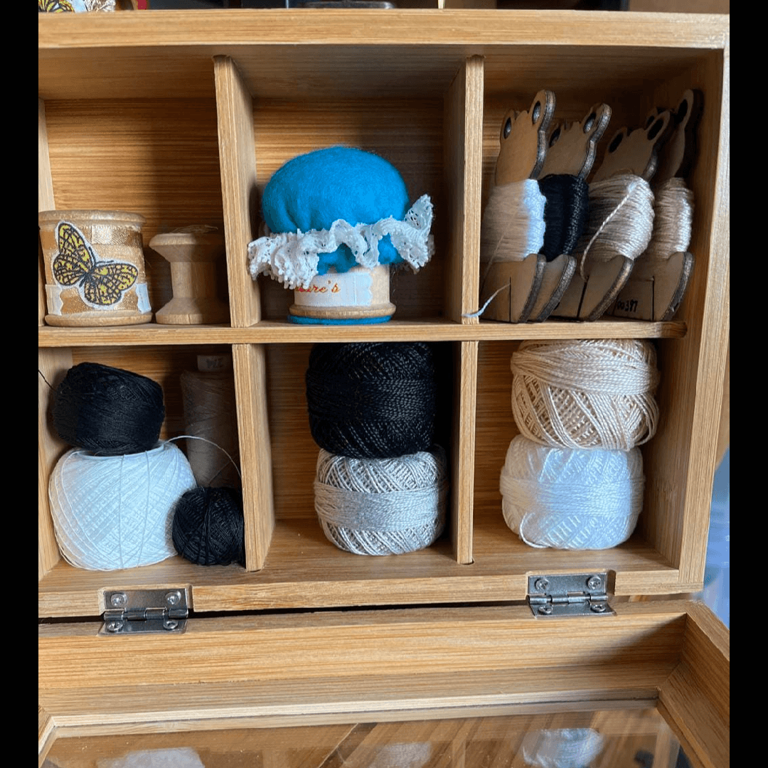 Frog Shaped Wooden Thread Bobbins – Birch Plywood - Image 2