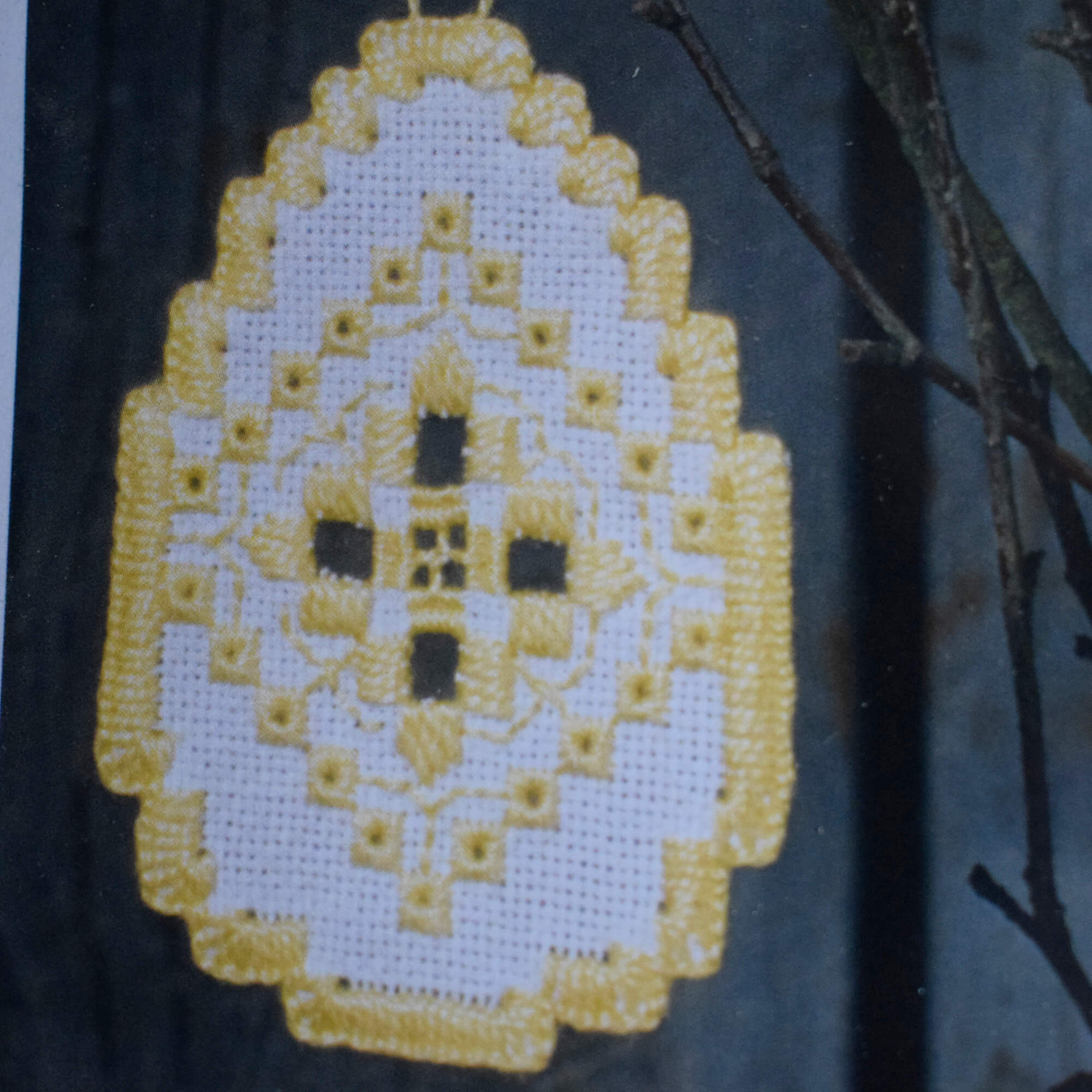 Easter Hardanger Kit - Yellow Egg Decorations 8841 by Permin - Image 5