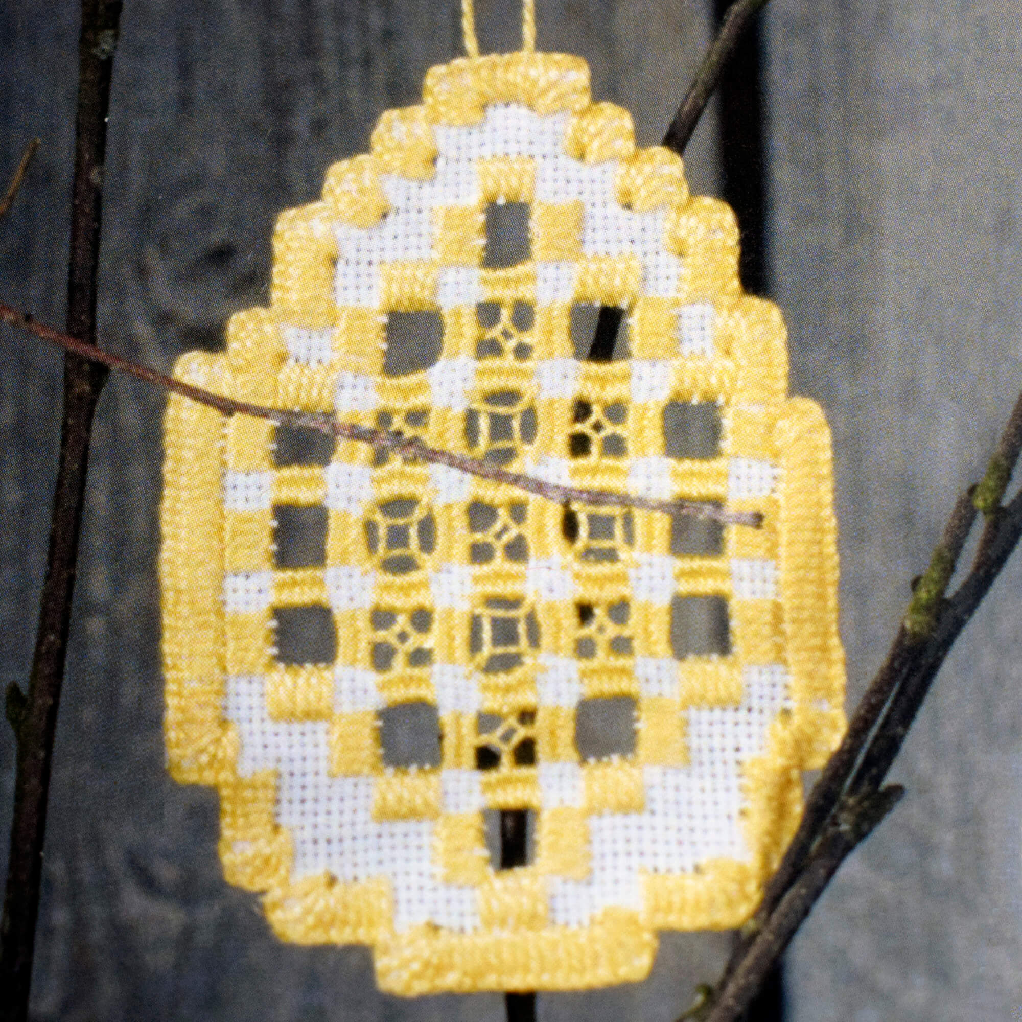 Easter Hardanger Kit - Yellow Egg Decorations 8842 by Permin - Image 4
