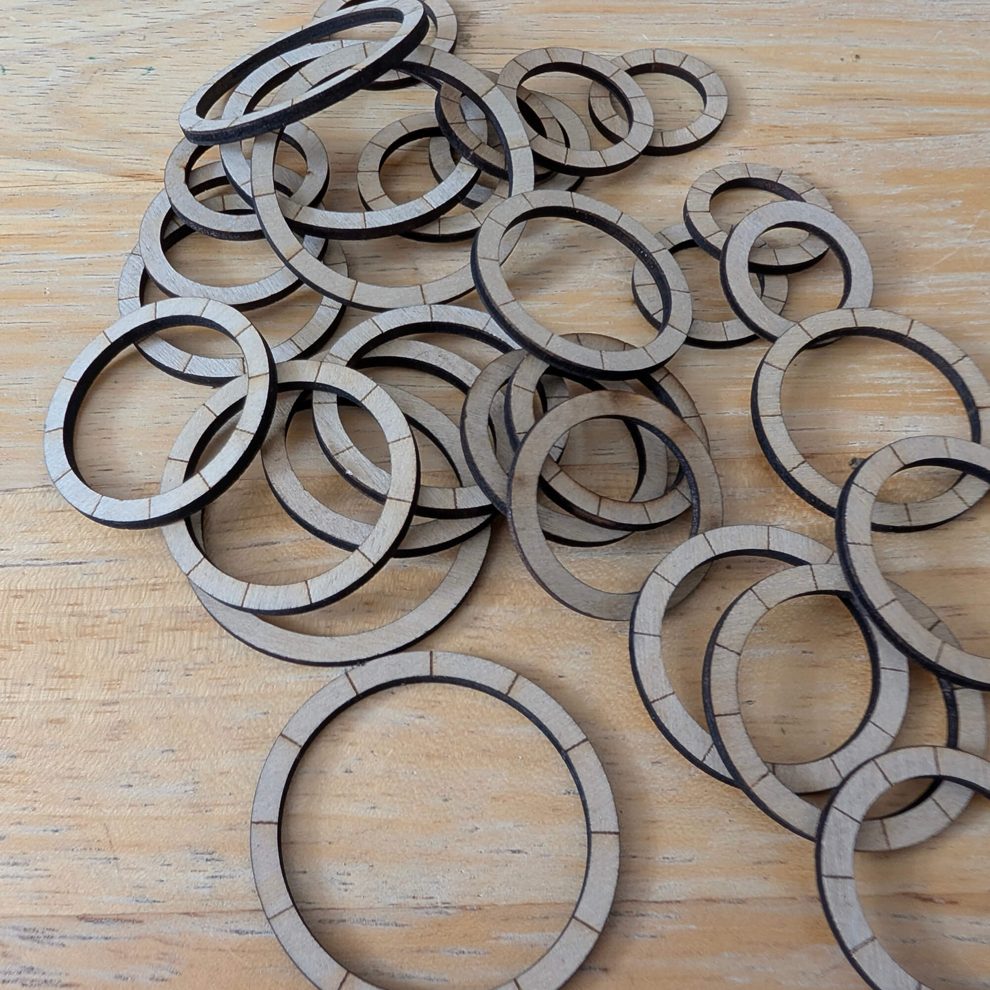 Wooden Rings - Flat with Guide Lines - Assorted Pack of 30 - Image 3