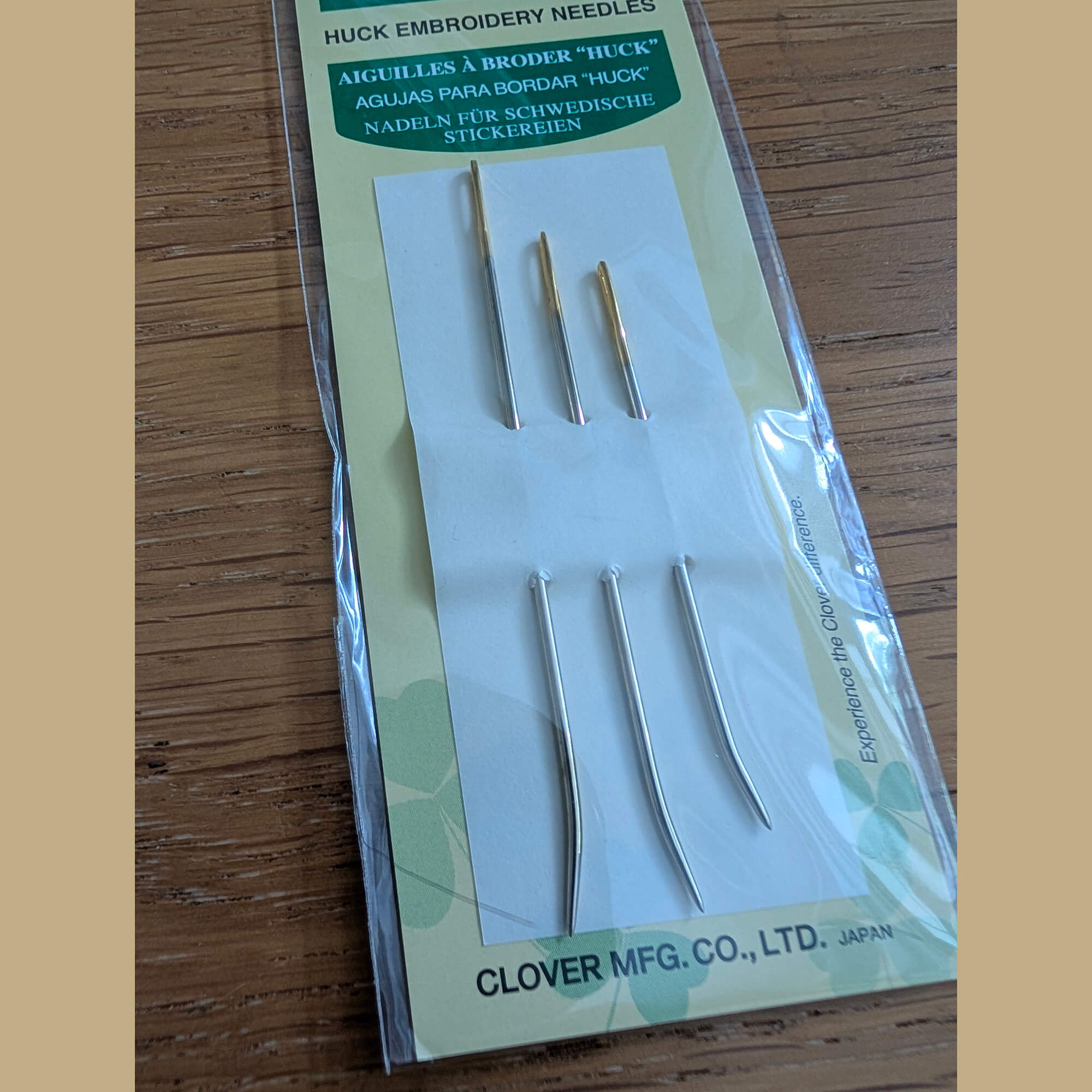 Clover Gold Eye Huck Embroidery Needles - 3 Sizes - Image 2