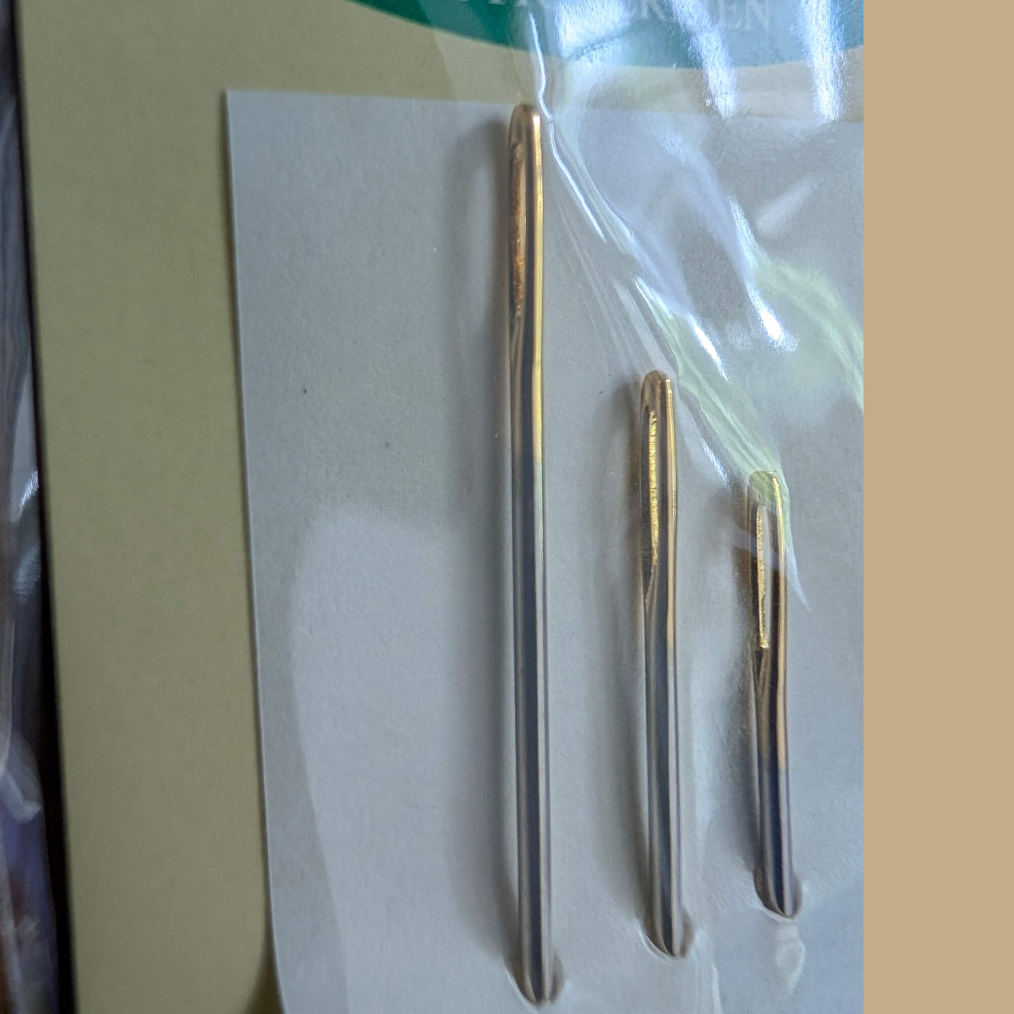 Clover Gold Eye Huck Embroidery Needles - 3 Sizes - Image 4