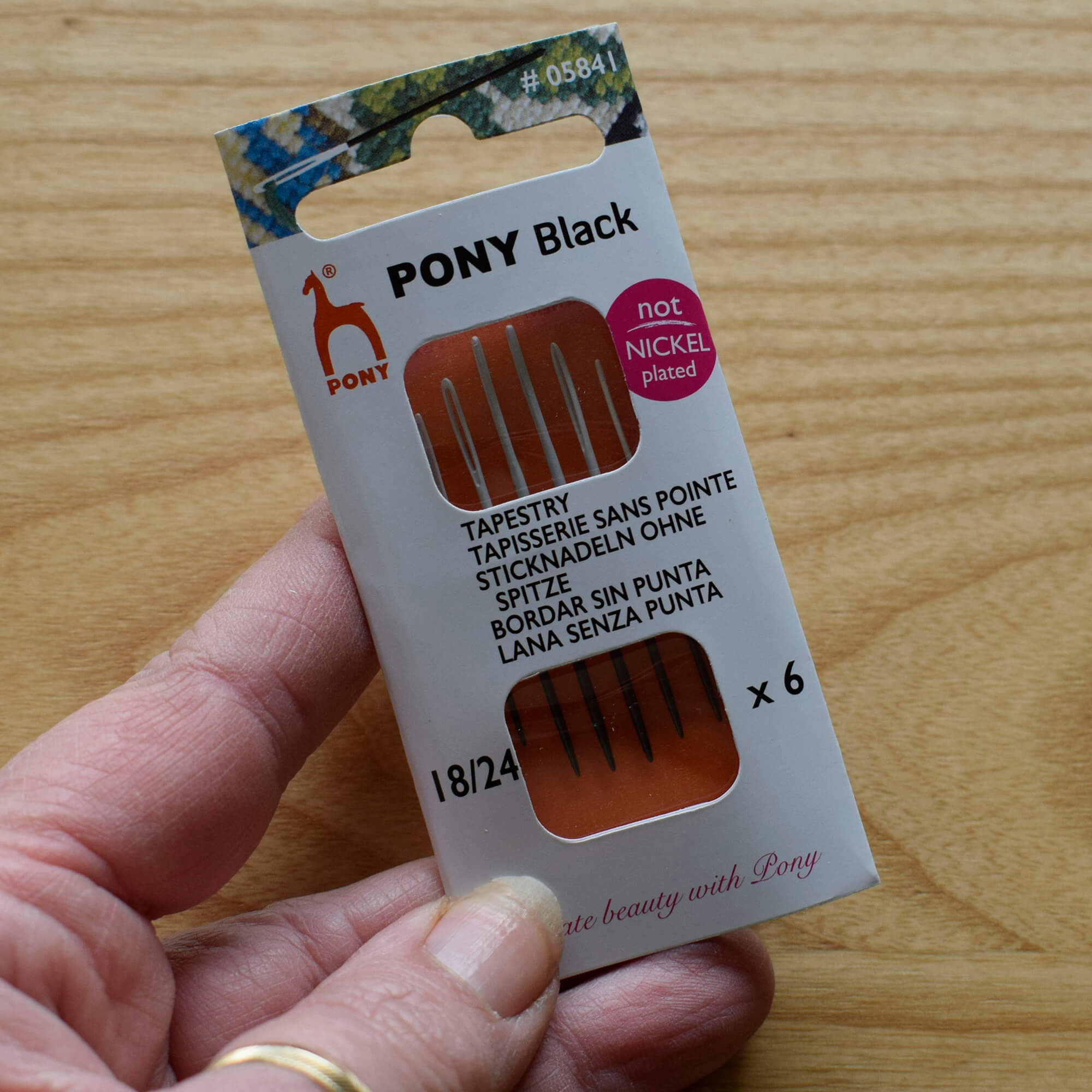 Pony Black Tapestry Needles Sizes 18-24 - Pack of 6