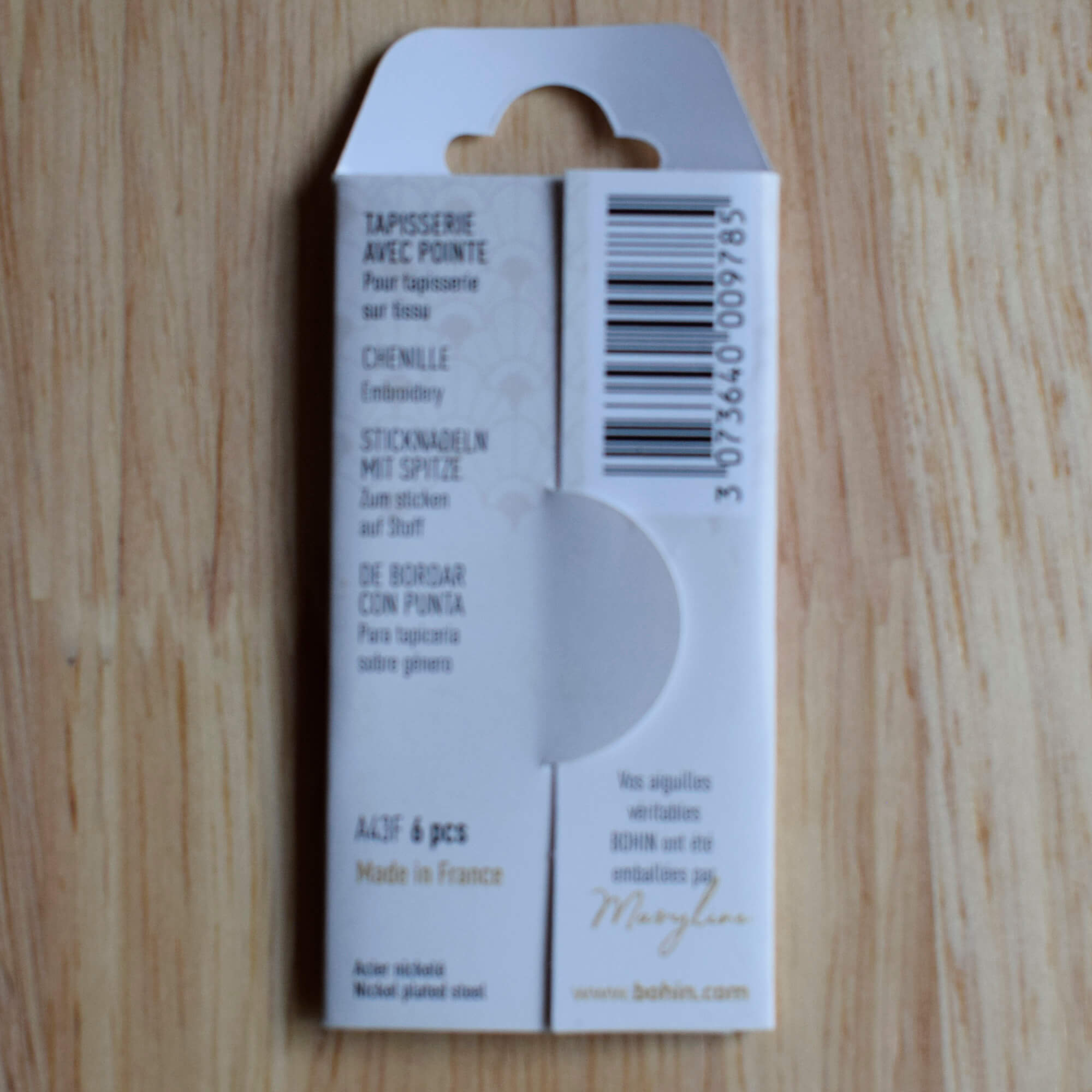 Bohin Chenille Needles 18/22 - 6 Needle Assortment - Image 2