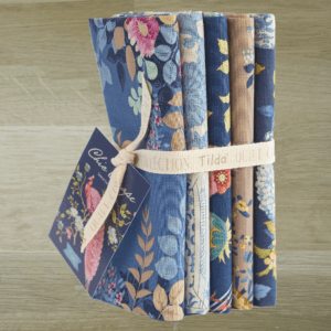 Tilda Chic Escape Fat Quarter Bundle - Blue Sand