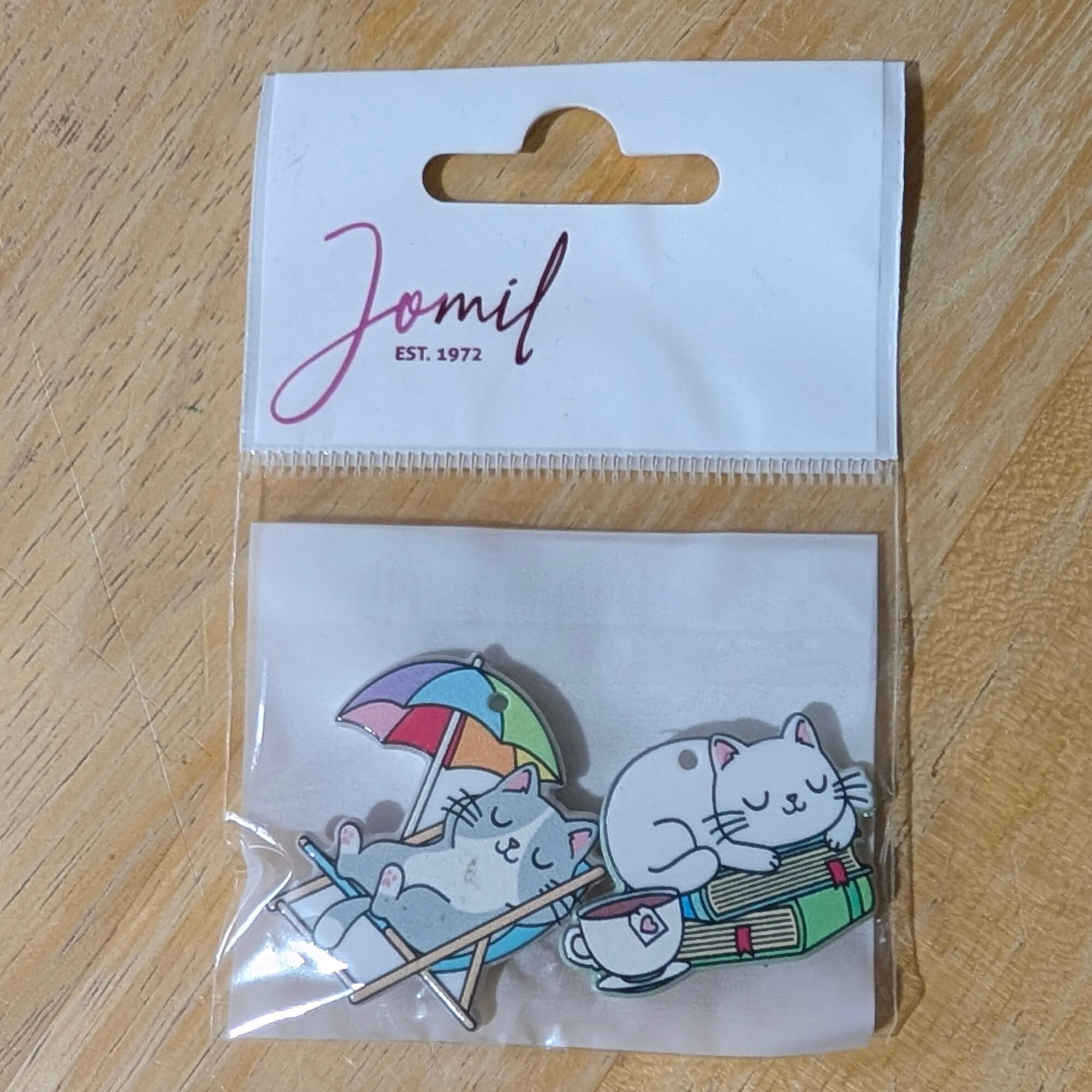 Magnetic Needle Minders - Cats Pack of 2 - Image 3