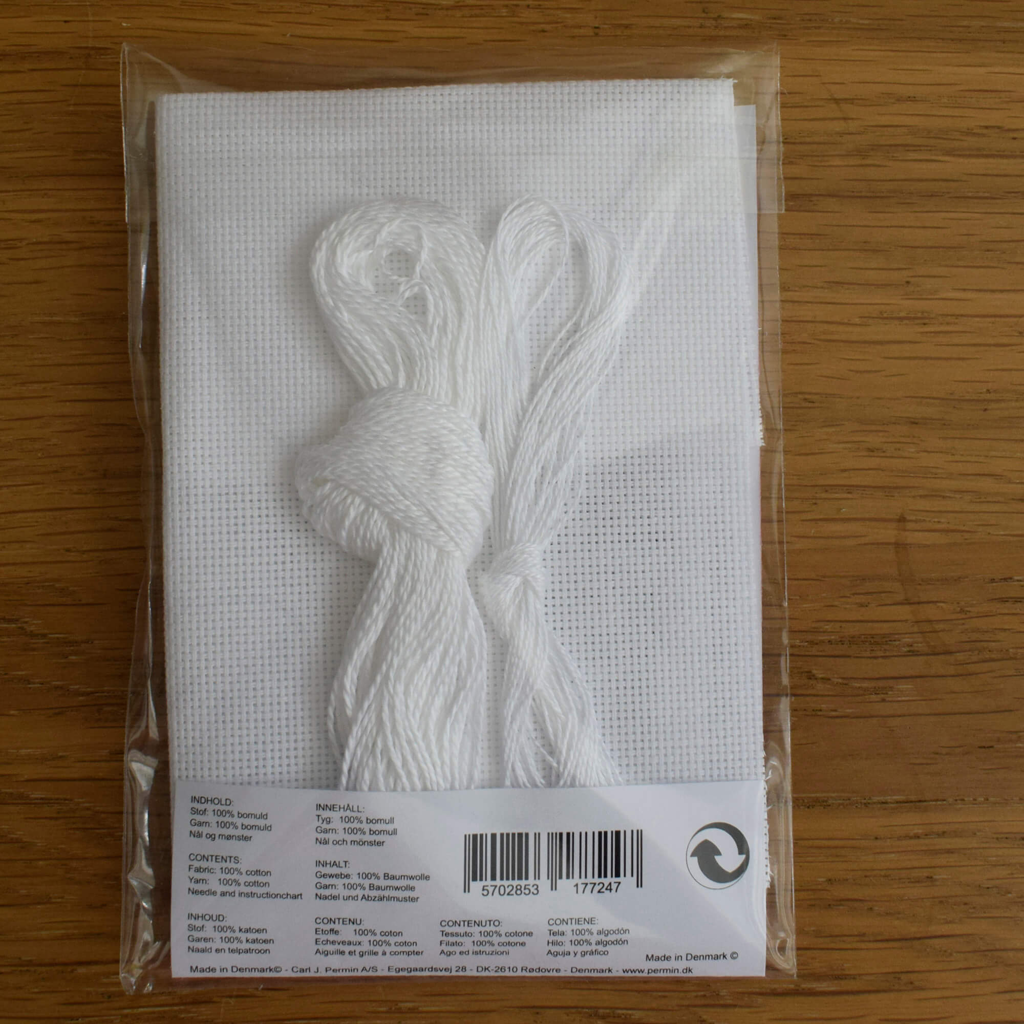 Hardanger Scissors Case Kit - Permin Whitework - Image 4