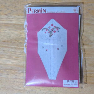 Hardanger Scissors Case Kit - Permin Whitework